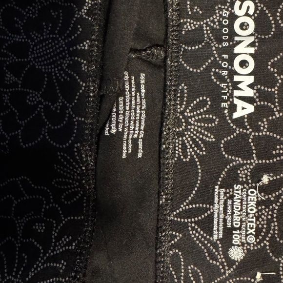 Sonoma Goods for Life MidSize Leggings Black Floral Print - Picture 4 of 4